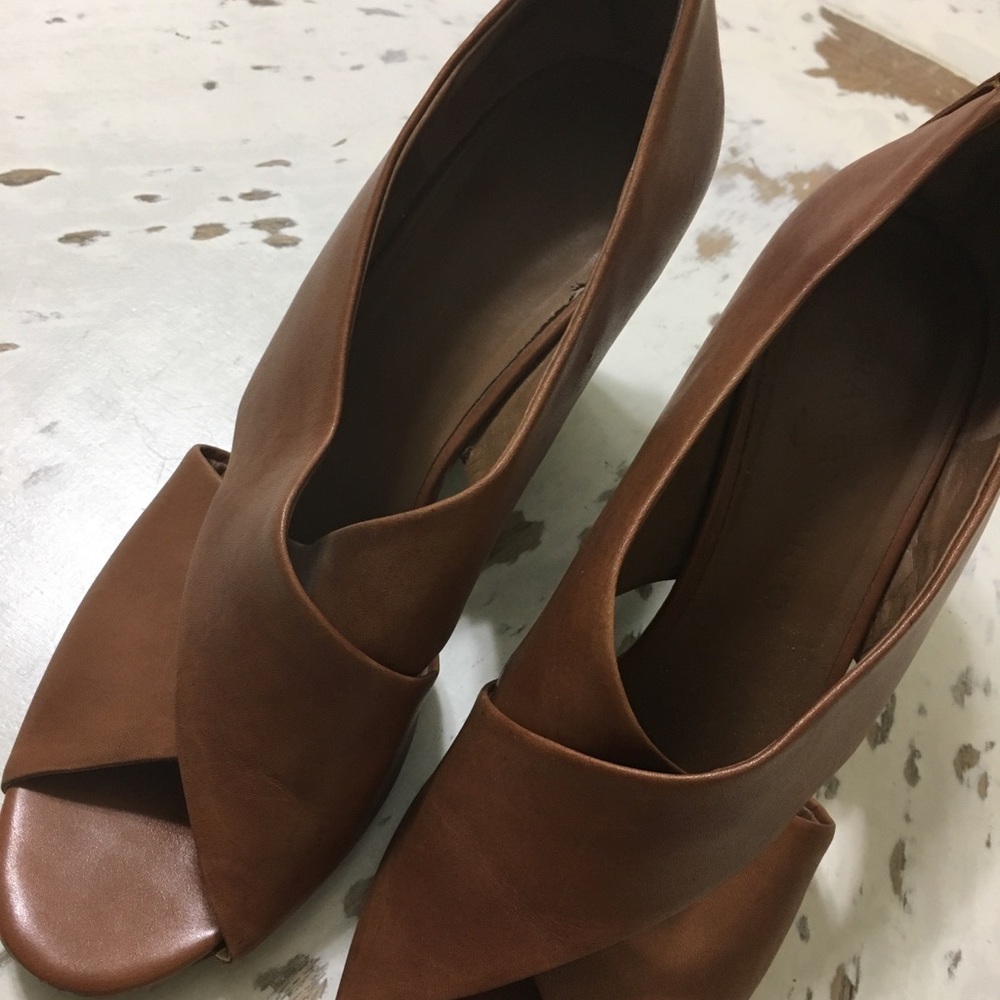 Franco Sarto wedges  size 9